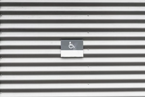 《棕熊英语故事：当童趣遇见语言学习的魔法时刻》